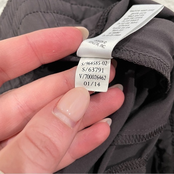 Athleta Grey LA VIVA Capri Pants - Picture 9 of 12